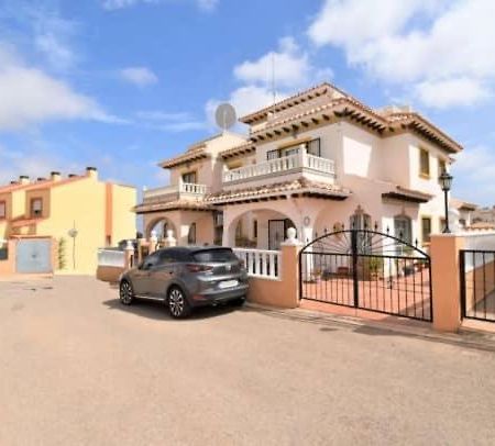 Casa En A Colina 69 Orihuela Exterior foto